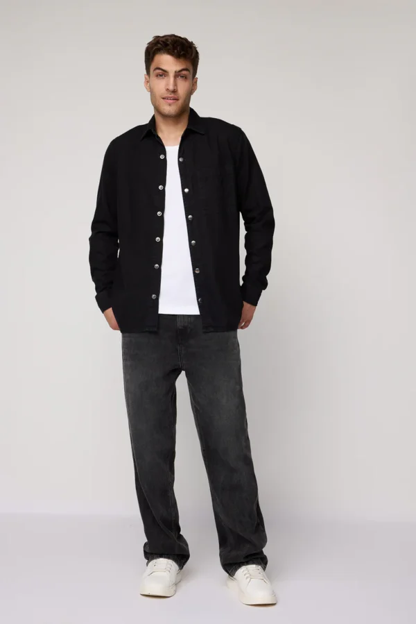 Black Single Pocket Men Shirt - Image 4
